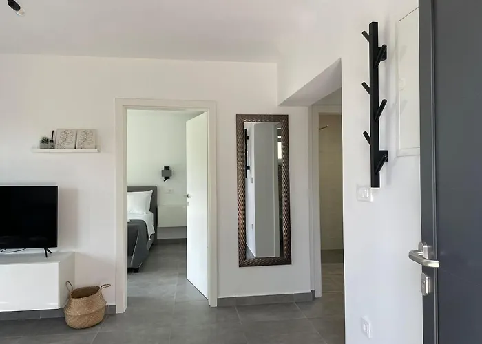 アパート No26 ポヴィレ